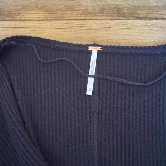 Free People Cozy With You Wrap Sweater - Size Small - Black - Picture 4 of 6